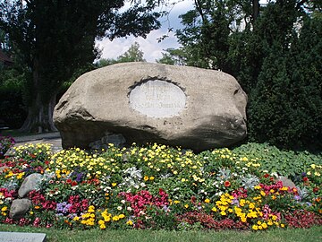 Памятник на месте сожжения Гуса, возведён в 1862 году