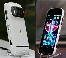 Nokia 808 PureView front and back view.JPG