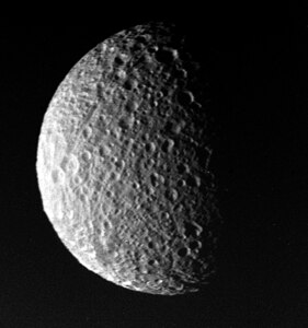The south pole of Mimas taken by Voyager 1, 127,000 km (79,000 miles) away with a resolution of 1 km/pixel.[38]