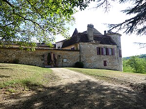 La façade sud-ouest du château de Saint-Germain.