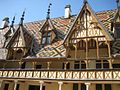 Toit polychrome des Hospices de Beaune