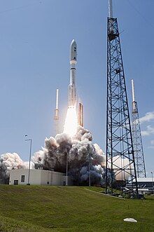 Atlas V 551 launches with Juno on board.jpg