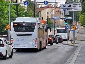 Bus 530 rue Jönsaksentie.