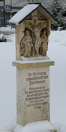 Denkmal für Thomas Max am Rathaus in Grünwald