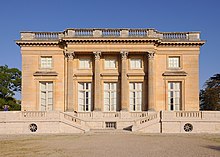 West facade of Petit Trianon 002.JPG