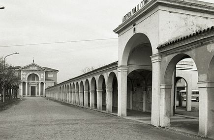 Santuario di Santa Maria in Aula Regia (1975).