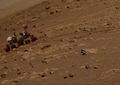 Prva zračna slika rovera Perseverance. To je i prva zračna slika rovera u povijesti istraživanja Marsa, isključujući satelitske snimke.