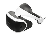 Casque de réalité virtuelle, de couleur noire et blanche, avec une visière opaque.