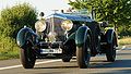 Bentley 8 Litre (1931) mit Lamellen-Kühler und Badge in blau