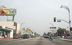 Intersection of Victory Boulevard and Sylmar Avenue