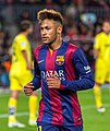 Neymar vestindo a camisa azul-grená do Barcelona