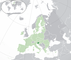 Location o  Slovenie  (dark green) – on the European continent  (green & dark grey) – in the European Union  (green)