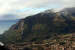 Basilicata on vuoristoa, merenrantaa ja pikkukyliä.