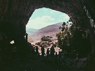 Blick aus der Höhle zum Wadi an-Natuf
