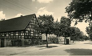 Die Dorfstraße in Gröditz