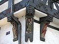 Geschnitzter Treppenfries auf einer Stockwerkschwelle (Braunschweig, Haus Ritter St. Georg, erbaut 1489)