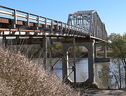 A bridge at Decatur crosses the Missouri River into Iowa