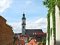 Stadtpfarrkirche St. Georg vom Domberg gesehen (1444, Barockturm von 1689)