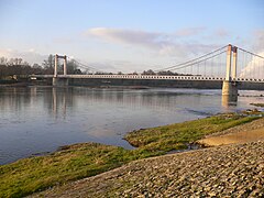 a Ponte en Cosne-Cours-sur-Loire