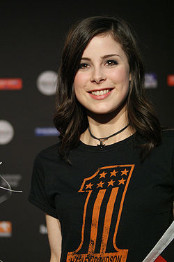 Lena Meyer-Landrut fil-konferenza stampa wara r-rebħa tagħha fil-Festival tal-Eurovision 2010