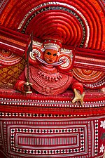 Theyyam décrivant la défaite de Kannangattu Bhagwathi.