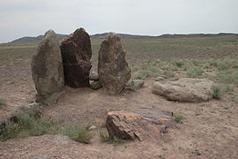 Altyn Emel - Menhir