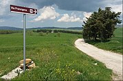 Die Via Francigena jenseits von Rom, in der Nähe von Ariano Irpino in Richtung der apulischen Einschiffungshäfen für das Heilige Land.