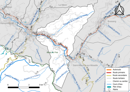 Carte en couleur présentant le réseau hydrographique de la commune