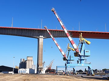 Terminal de Roche-Maurice, cargo céréalier en escale