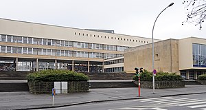 Schulgebäude im Jahr 2008