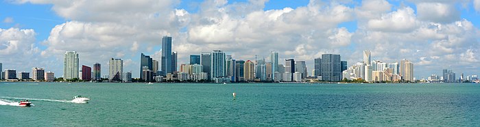 Panorama Downtown Miami﻿(inne języki) widziana z Virginia Key﻿(inne języki)