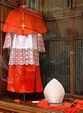 Seragam Kardinal