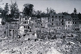 Le boulevard Pasteur vu de l'est vers l'ouest.