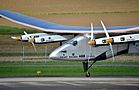 Das Solarflugzeug Solar Impulse 2 ist am 9. März 2015 zu einer geplanten Weltumrundung über 35.000 km gestartet (im Bild die Maschine im November 2014 auf dem Militärflugplatz Payerne). KW 12 (ab 15. März 2015)