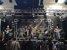 Haken performing in 2017. Left to right: Charles Griffiths, Diego Tejeida, Ross Jennings, Ray Hearne, Conner Green, and Richard Henshall.