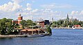 8. Vista de Istocolma, in Isvètzia, cun sos edifìtzios de Kastellet, su Museu Vasa e su Museu Nòrdicu.