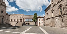 Palazzo dei Papi Viterbo.jpg