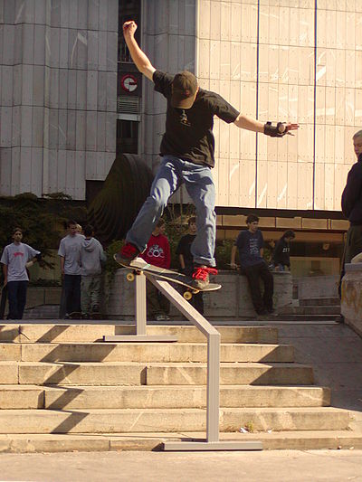 Slika:Skateboarder.jpg