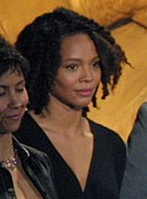 Carmen Ejogo interprète Amelia Reardon.