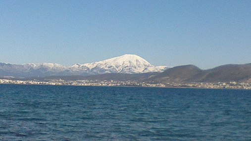 کوه دیرفیس