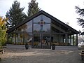 Aussegnungshalle auf dem Friedhof