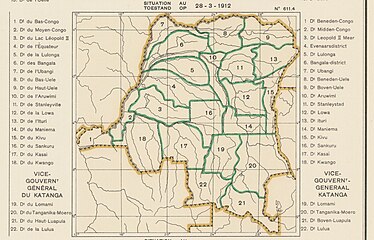 1912 provinces and districts. Haut-Uele in northeast corner.