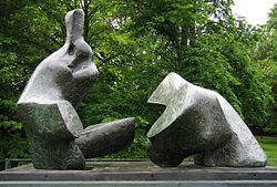 雕塑—两件体斜倚人形，第5号
