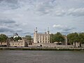 Tower Wharf, St Thomas’s Tower, und White Tower (2012)