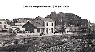 la Gare et le Tacot à Nogent-le-Haut en 1909