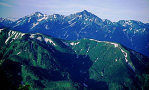 Il Tateyama e il Mone Tsurugi dal Monte Asahi