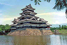 MatsumotoCastle.jpg