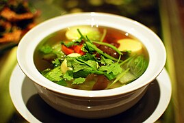 Kaeng chuet, the curry that isn't curry, but actually a soup.