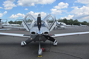 Cirrus SR22