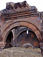 Remains of zhamatun with muqarnas-decorated vault, Bagnayr Monastery, dated 1201.[20][19]